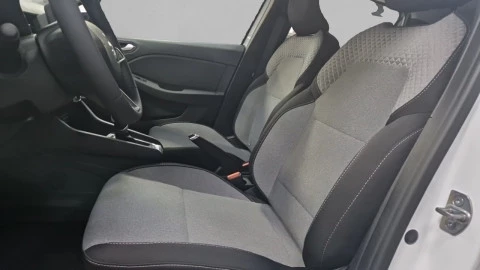 Renault Clio Evolution full hybrid E-Tech 145 (103Kw)