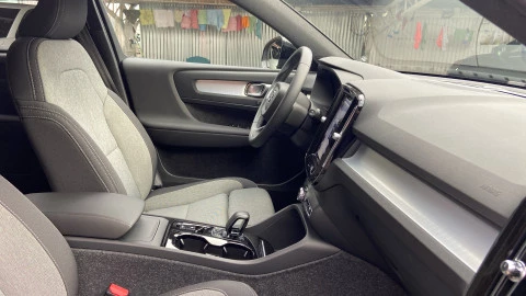 Volvo XC40 2.0 B3 G Core Auto