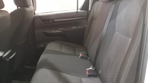 Toyota Hilux 2.4 D4D Cabina Doble GX