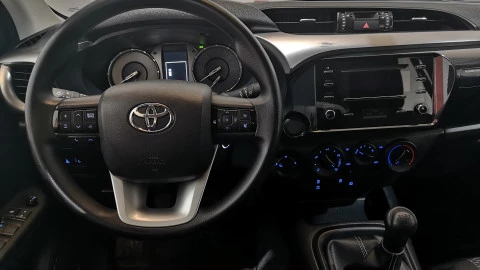 Toyota Hilux 2.4 D4D Cabina Doble GX