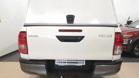 Toyota Hilux 2.4 D4D Cabina Doble GX