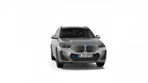 BMW iX1 xDrive30