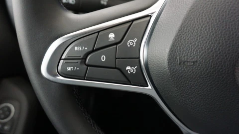 Renault Clio Techno TCe 90 (67kw)