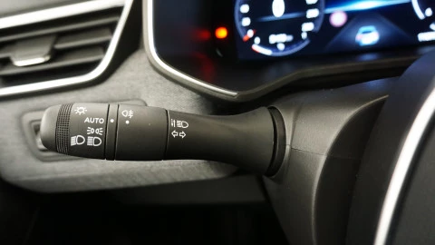 Renault Clio Techno TCe 90 (67kw)