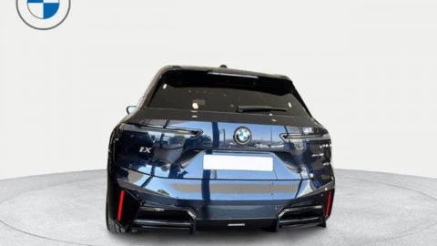 BMW iX xDrive60