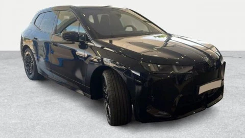 BMW iX xDrive60