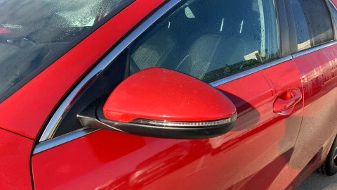 Kia Ceed 1.6 MHEV iMT 100kW (136CV) Tech