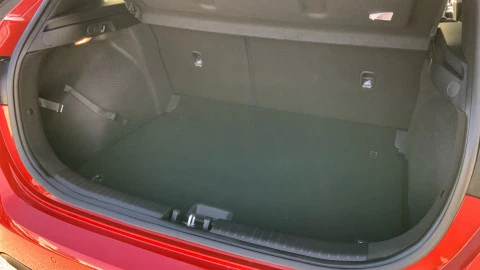 Kia Ceed 1.6 MHEV iMT 100kW (136CV) Tech