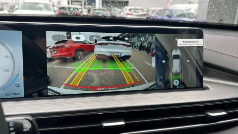 EBRO S400 1.5 DHE HEV Excellence CVT