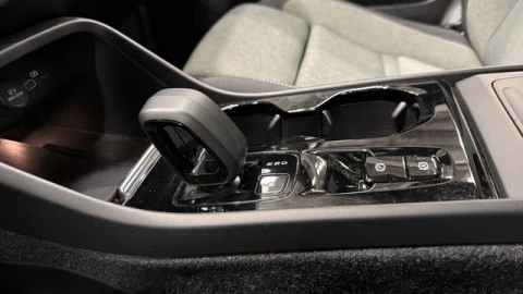 Volvo XC40 B3 G Plus Dark Auto 120 kW (163 CV)