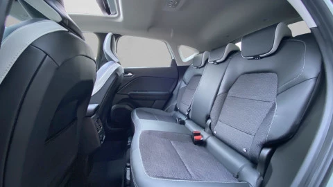 Renault Captur Zen TCe 140CV GPF Micro Híbrido