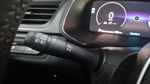 Renault Captur techno Eco-G 100cv (74 kW)