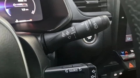 Renault Captur techno Eco-G 100cv (74 kW)