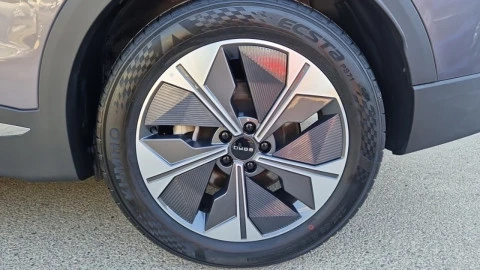 EBRO S700 1.6 TGDI Luxury 7 DCT
