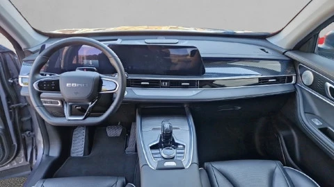 EBRO S700 1.6 TGDI Luxury 7 DCT