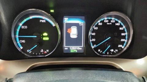 Toyota Rav4 2.5l hybrid 2WD Advance