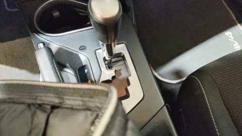 Toyota Rav4 2.5l hybrid 2WD Advance