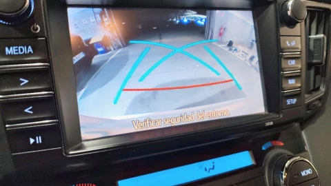 Toyota Rav4 2.5l hybrid 2WD Advance