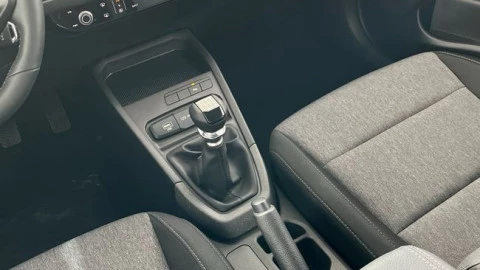 Kia Stonic 1.0 T-GDi 85kW (115CV) MHEV Concept