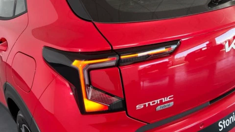 Kia Stonic 1.0 T-GDi 85kW (115CV) MHEV Concept