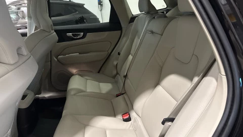 Volvo XC60 T6 Recharge Plus Dark AWD Auto 257 kW (350 CV)