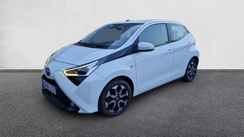 Toyota Aygo 1.0 70 x-play