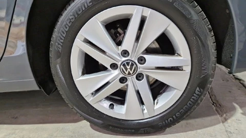 Volkswagen Golf Life 2.0 TDI 85kW (115CV) Variant