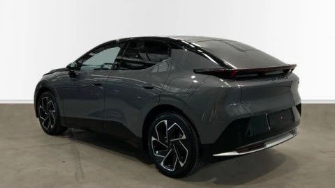 Lynk & Co 02 BEV 66kWh Core 200 kW (272 CV)