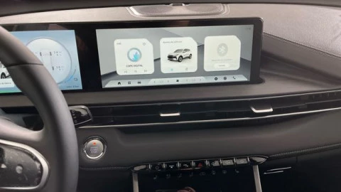 EBRO S400 1.5 DHE HEV Excellence CVT