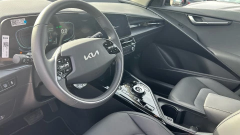Kia Niro 1.6 GDi HEV 95kW (129CV) Drive