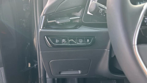 Kia Niro 1.6 GDi HEV 95kW (129CV) Drive