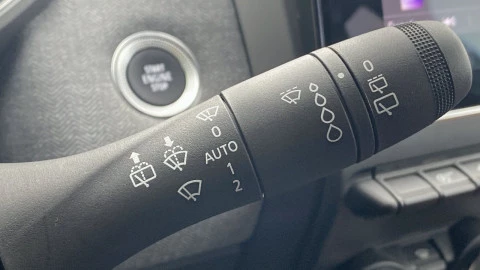 Renault Clio techno Eco-G 100cv (74kW)