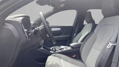 Volvo XC40 2.0 B3 G Core Auto