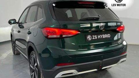 MG ZS Hybrid+ Luxury