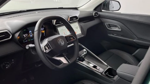 MG ZS Hybrid+ Luxury
