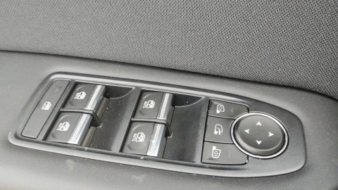 Renault Captur TODOTERRENO 1.6 E-TECH 105KW ESPRIT ALPINE 145 5P