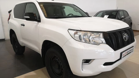 Toyota Land Cruiser 2.8 D-4D GX