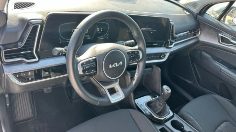 Kia Sportage 1.6 T-GDi MHEV 118kW (160CV) Drive 18