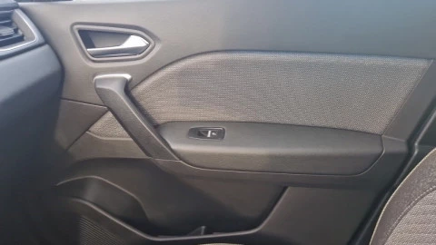 Renault Captur techno Eco-G 100cv (74 kW)