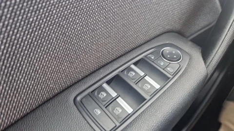 Renault Captur techno Eco-G 100cv (74 kW)