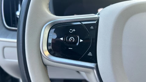 Volvo XC60 2.0 T6 AWD Recharge Plus Bright Auto