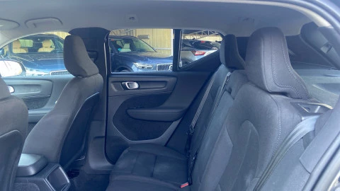 Volvo XC40 1.5 T2 Momentum Core Auto