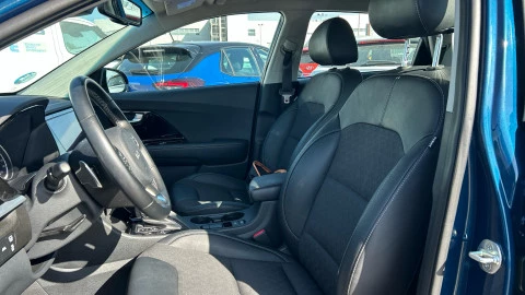 Kia Niro 1.6 GDi HEV 104kW (141CV) Drive