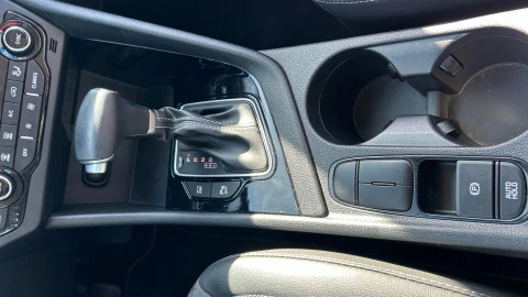 Kia Niro 1.6 GDi HEV 104kW (141CV) Drive