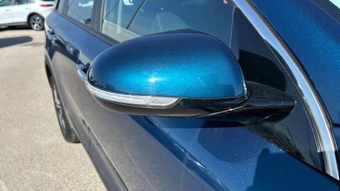 Kia Niro 1.6 GDi HEV 104kW (141CV) Drive