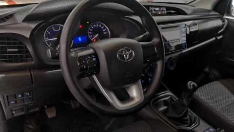 Toyota Hilux 2.4 D4D Cabina Doble GX