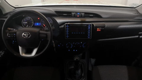 Toyota Hilux 2.4 D4D Cabina Doble GX
