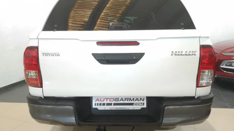 Toyota Hilux 2.4 D4D Cabina Doble GX