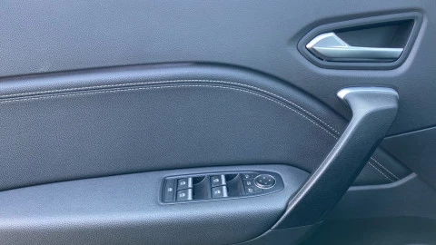 Renault Captur techno TCe 67kW (90CV)