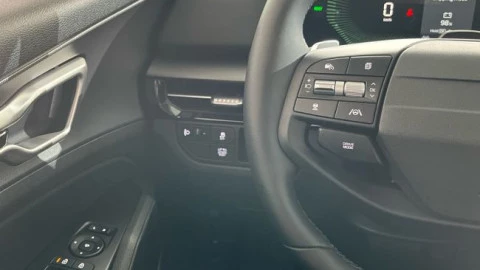 Kia Sportage 1.6 T-GDi HEV 176kW (239CV) Concept 4x2